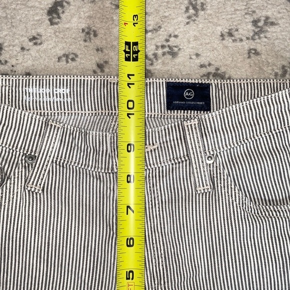 AG Jodi High Rise Cropped Flare in Canyon Striped Grey Jeans. 26 - Picture 10 of 11